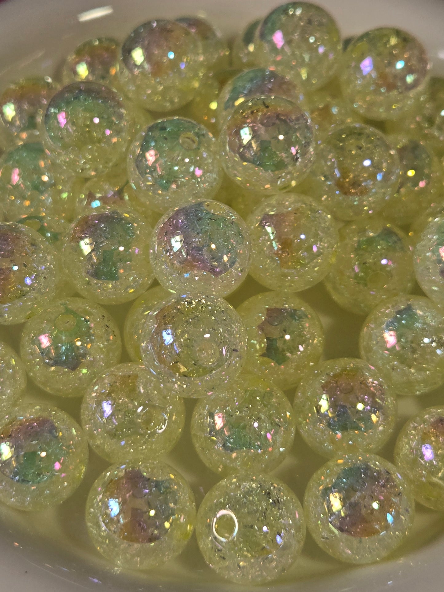 Light Yellow Crackle Beads