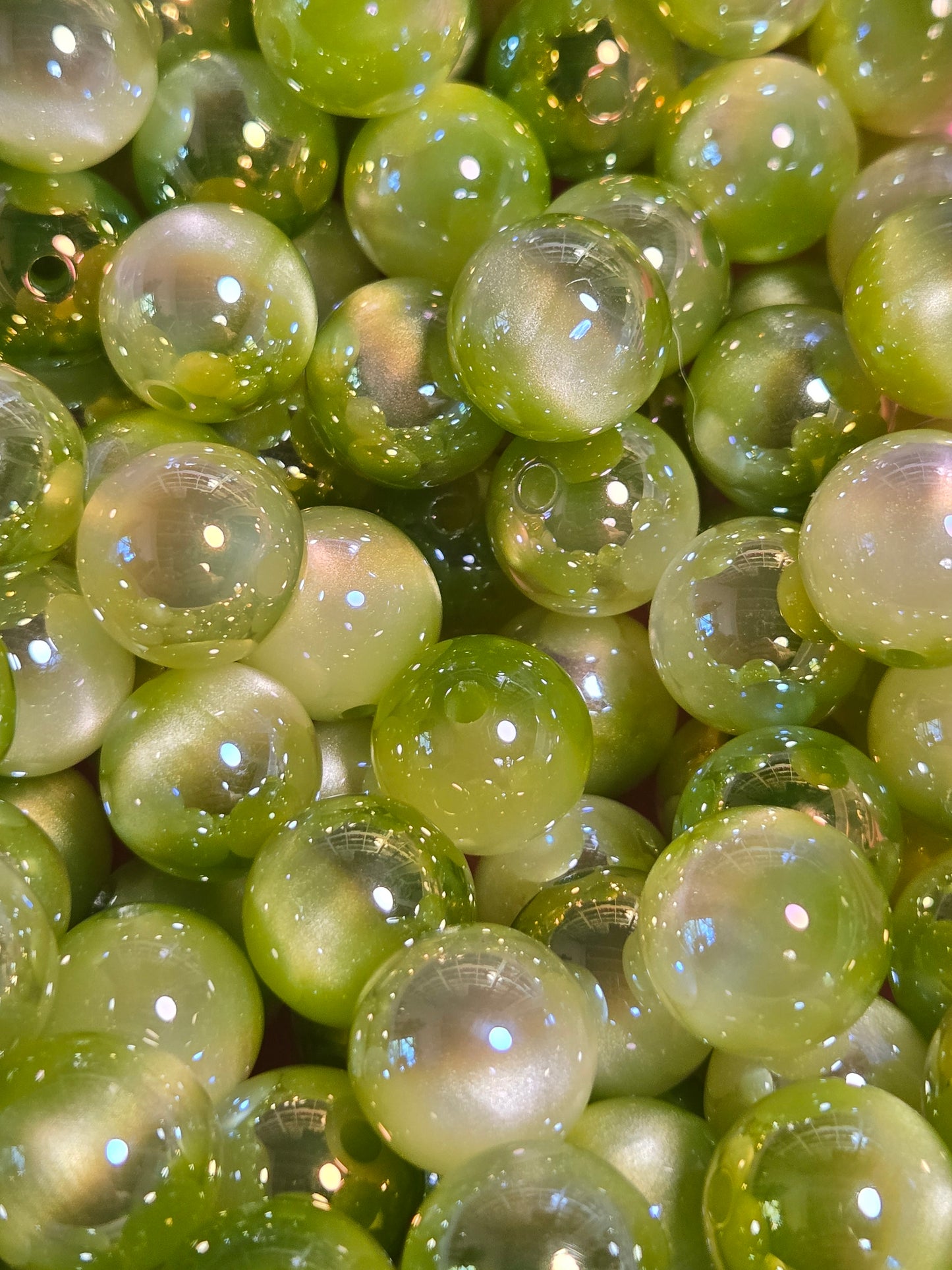 Green AB Coated Cat Eye Beads