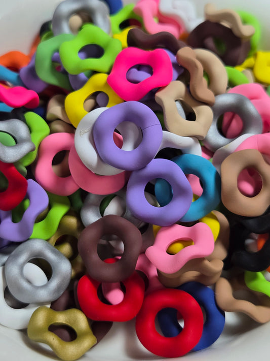 Matte Wavy Spacers